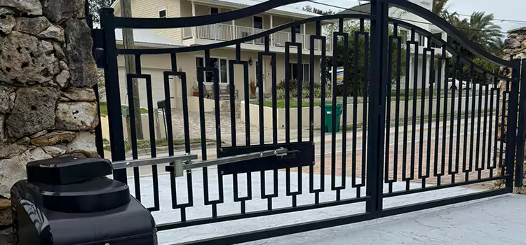 Swing Gate Opener with Keypad Gillette